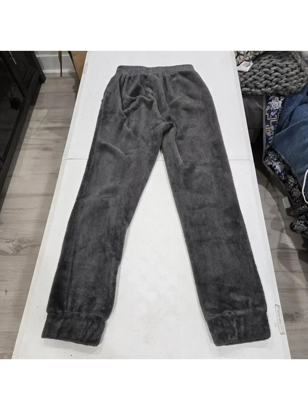 -Grey La Grown sweatpants